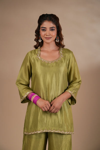 Aaradhya Short Kurta Set
