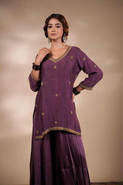 Madhu Sharara Set