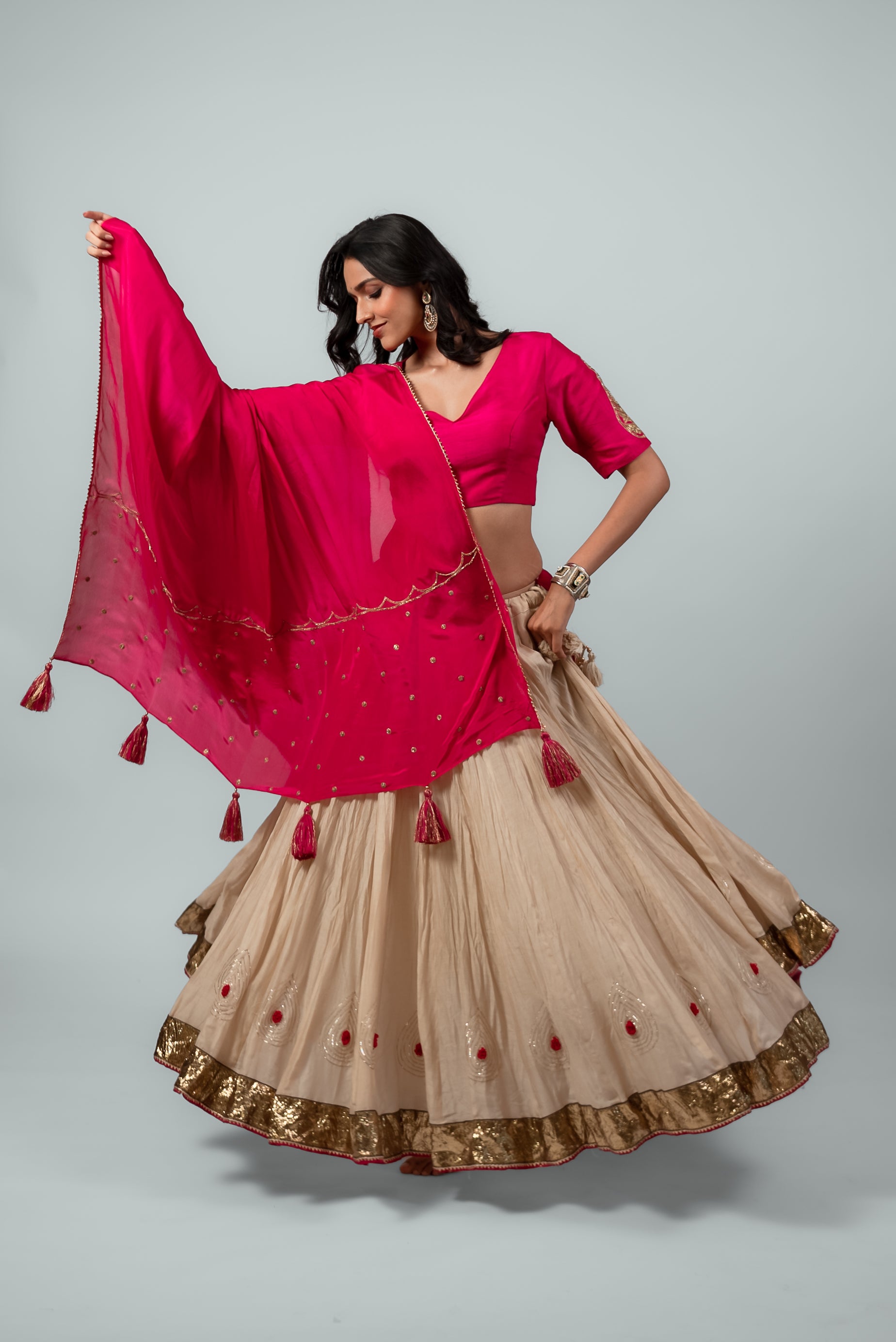 Gulabi Lehenga Set
