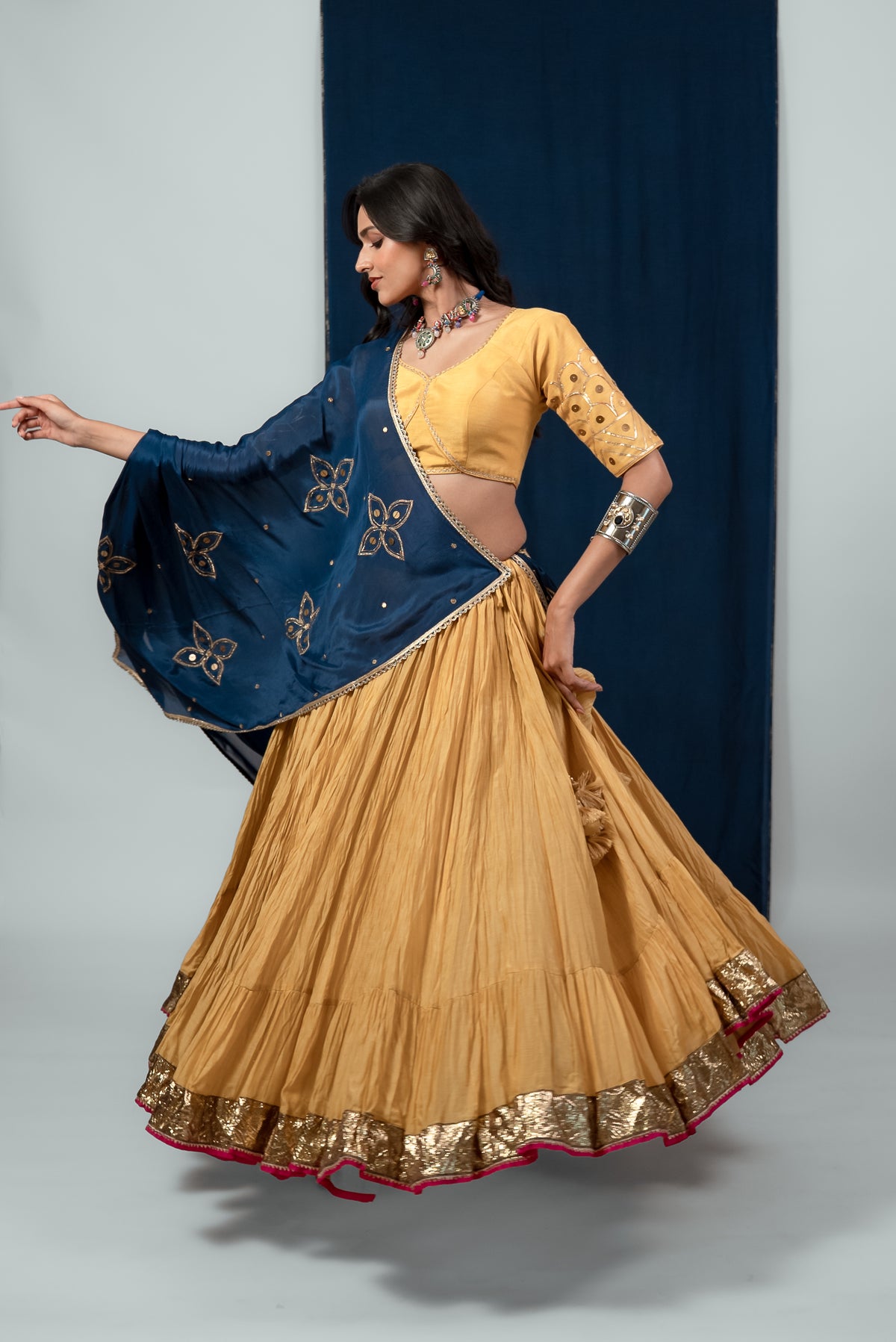 Sunheri Lehenga Set